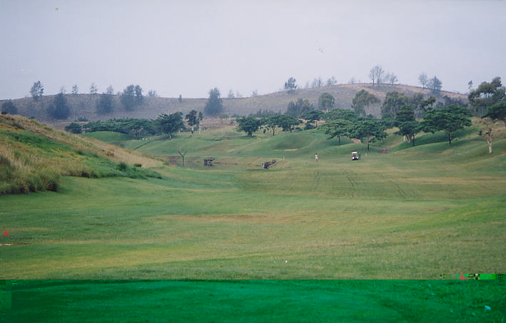 �r�b�O�A�C�����h�J���g���[�N���u 2000�N