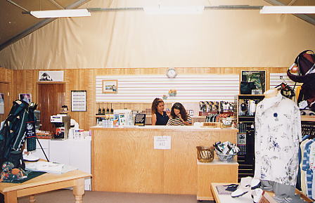 �r�b�O�A�C�����h�J���g���[�N���u 2000�N