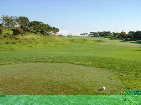 �r�b�O�A�C�����h�J���g���[�N���u 2004�N