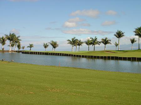 �r�b�O�A�C�����h�J���g���[�N���u 2004�N