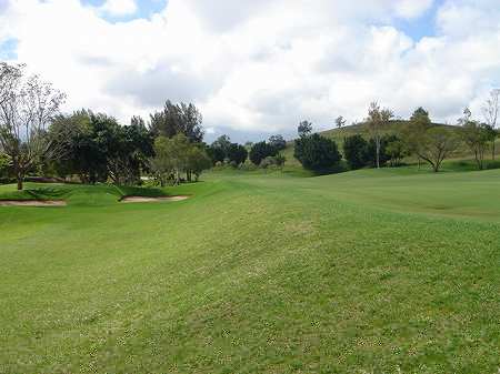 �r�b�O�A�C�����h�J���g���[�N���u 2004�N