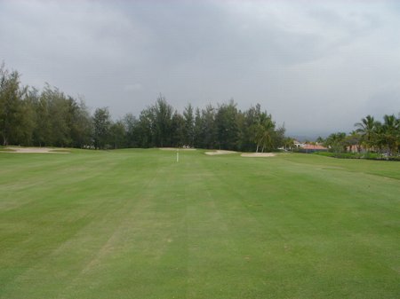 ���C�R���A�r�[�`2004